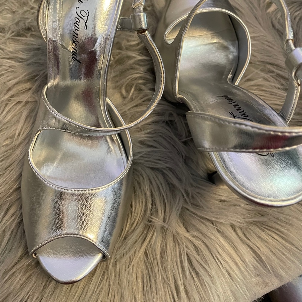 Silver slingbacks - Picture 6 of 13